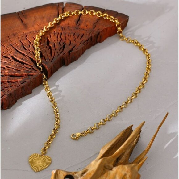 NEW 18K Gold Textured Heart Pendant Chunky Link Chain Necklace - Picture 2 of 8